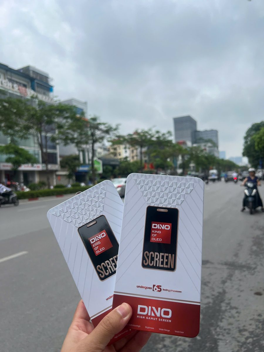 Màn hình Soft OLED Dino cho iPhone – ảnh chụp thực tế hộp sản phẩm